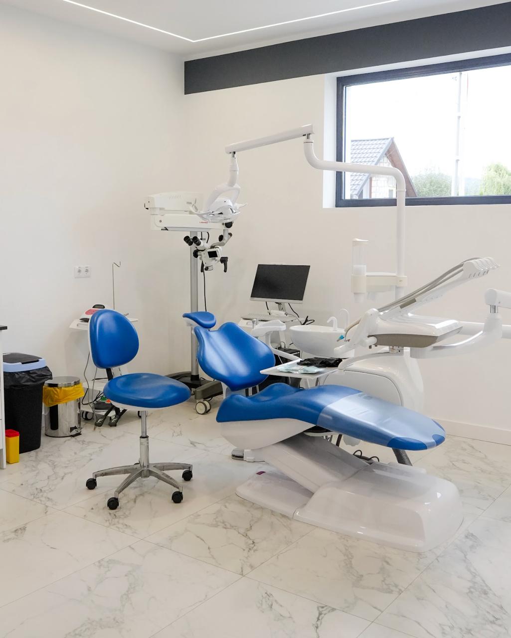 Cabinet stomatologic modern